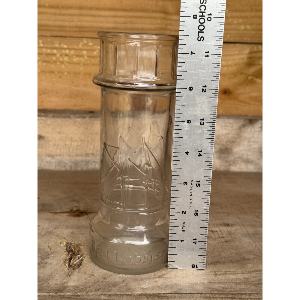 Vintage Red Lobster Lighthouse Drinking Glass Clear Ships on Glass - Picture 7 of 8